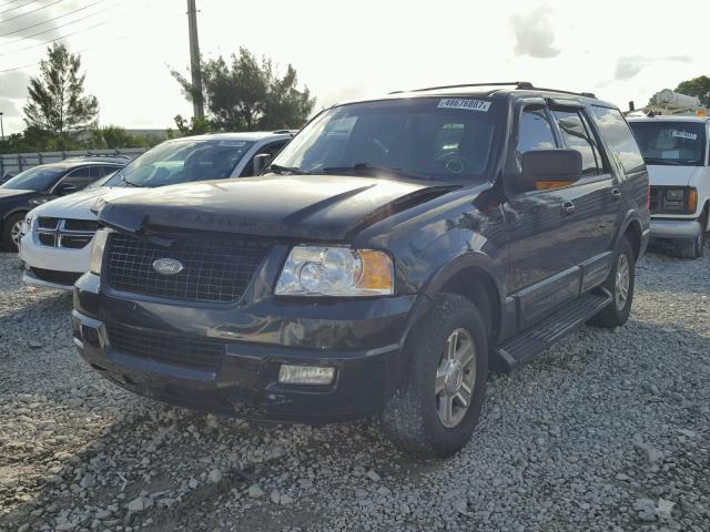 1FMPU17L54LB68757 - 2004 FORD EXPEDITION BLACK photo 2