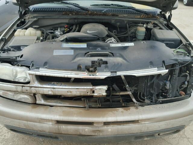 3GNEC16T61G166340 - 2001 CHEVROLET SUBURBAN C SILVER photo 7