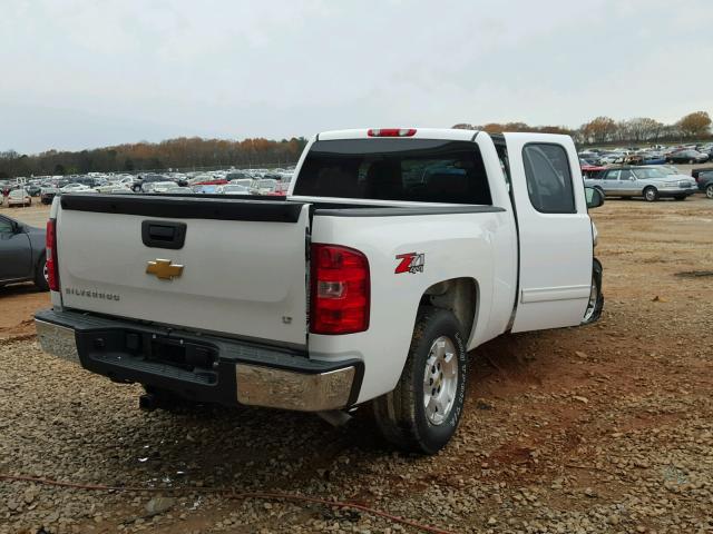 1GCRKSE31BZ288352 - 2011 CHEVROLET SILVERADO WHITE photo 4