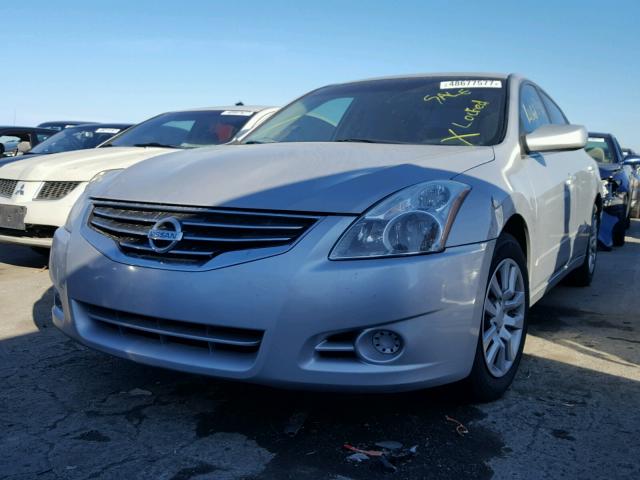 1N4AL2AP6BN441582 - 2011 NISSAN ALTIMA BAS SILVER photo 2