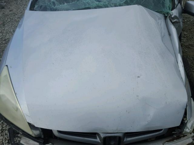 3HGCM56475G711966 - 2005 HONDA ACCORD LX SILVER photo 7