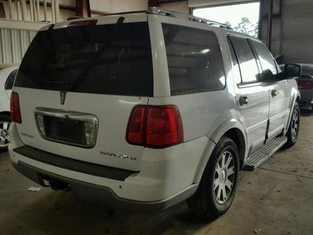5LMFU27R23LJ24474 - 2003 LINCOLN NAVIGATOR WHITE photo 4