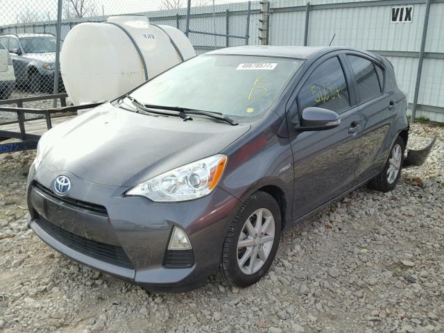 JTDKDTB38E1075942 - 2014 TOYOTA PRIUS C GRAY photo 2