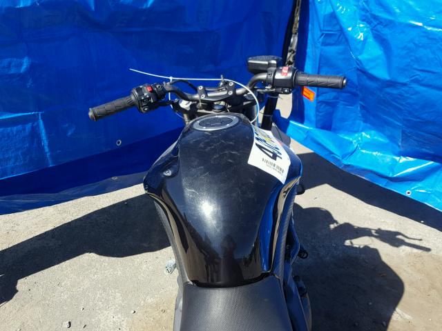 JKAEXEC16BDA80660 - 2011 KAWASAKI EX650 C 黑色 照片 5