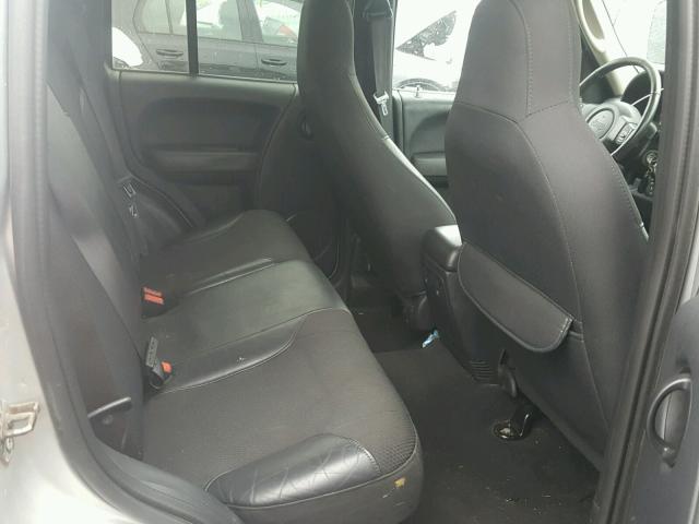 1J4GL38KX3W642511 - 2003 JEEP LIBERTY RE SILVER photo 6