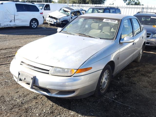 1G8JS54F72Y593672 - 2002 SATURN L100 SILVER photo 2