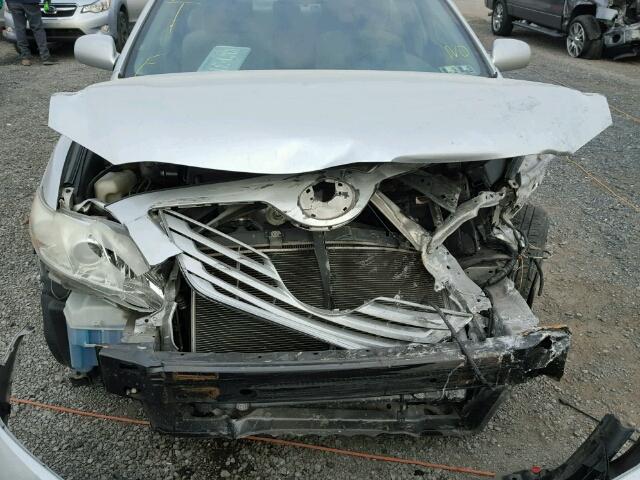 4T1BE46K79U282486 - 2009 TOYOTA CAMRY BASE SILVER photo 9