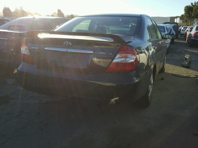 JTDBE32K020082082 - 2002 TOYOTA CAMRY LE იასამნისფერი ფოტო 4