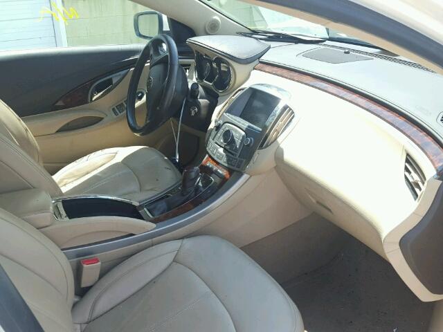 1G4GA5ER5DF279475 - 2013 BUICK LACROSSE WHITE photo 5