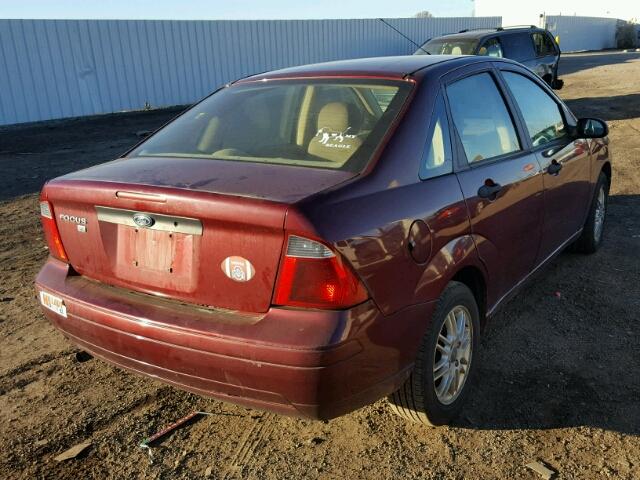 1FAFP34NX7W230753 - 2007 FORD FOCUS ZX4 RED photo 4