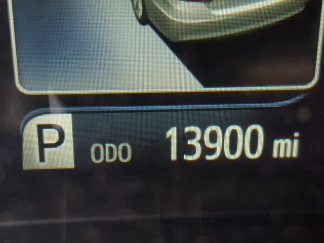 4T1BF1FK0HU306945 - 2017 TOYOTA CAMRY LE თეთრი ფოტო 8