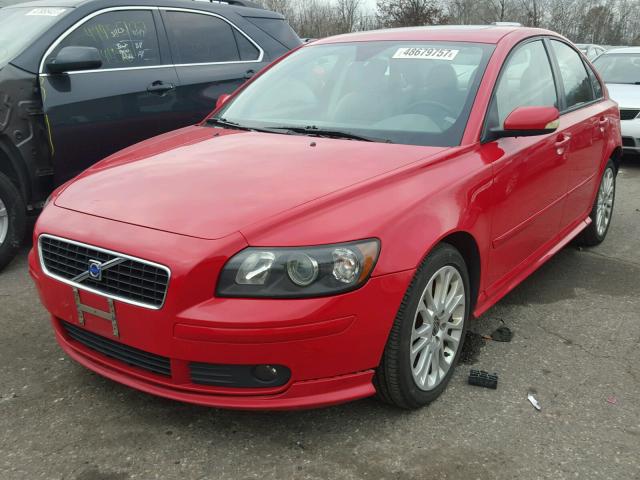 YV1MS682242009551 - 2004 VOLVO S40 T5 RED photo 2