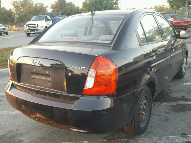 KMHCN46C59U365119 - 2009 HYUNDAI ACCENT GLS BLACK photo 4