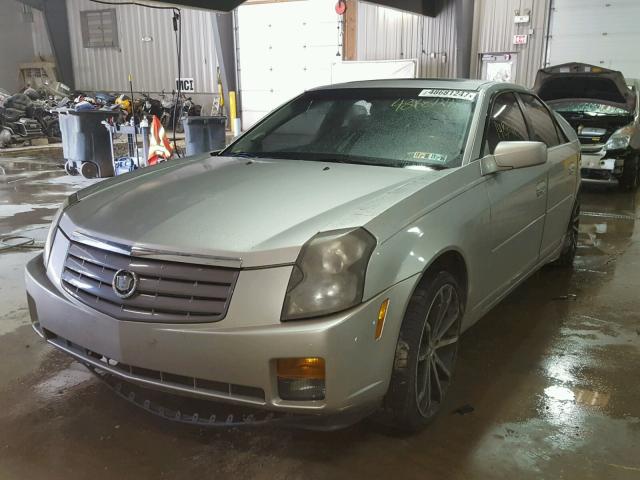 1G6DM577840165356 - 2004 CADILLAC CTS SILVER photo 2