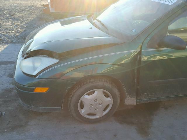 1FAFP33P51W360644 - 2001 FORD FOCUS LX GREEN photo 9