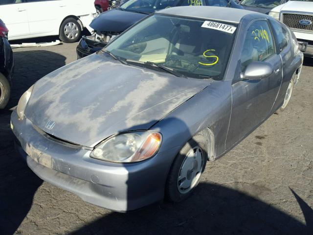 JHMZE1377YT003591 - 2000 HONDA INSIGHT SILVER photo 2