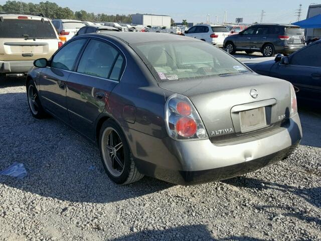 1N4AL11D95C376579 - 2005 NISSAN ALTIMA S GRAY photo 3