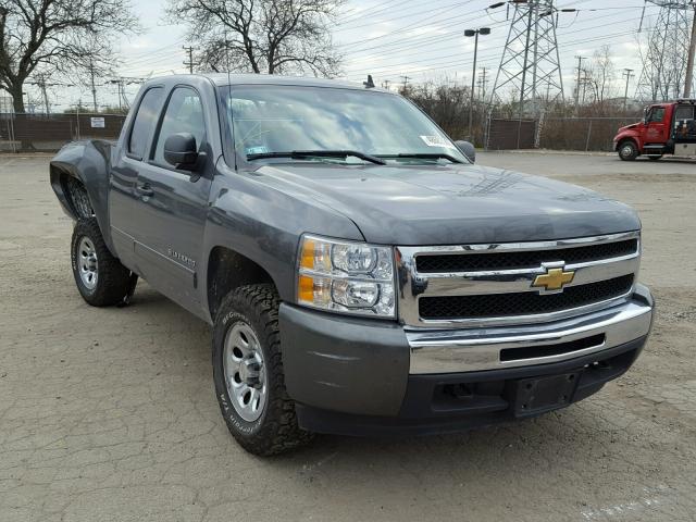 1GCRKREA2BZ453879 - 2011 CHEVROLET SILVERADO GRAY photo 1