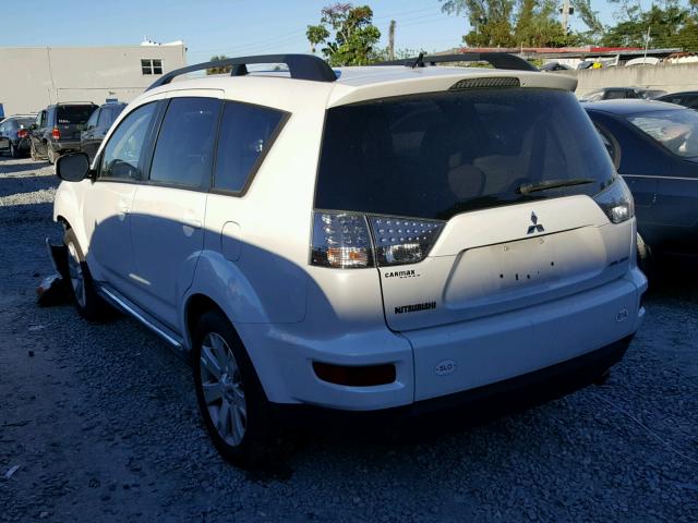 JA4AS3AWXBU019423 - 2011 MITSUBISHI OUTLANDER WHITE photo 3