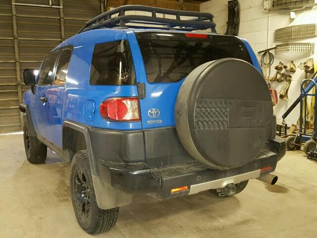 JTEBU11FX8K031788 - 2008 TOYOTA FJ CRUISER BLUE photo 3