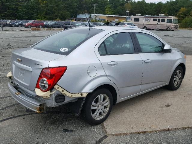 1G1JB5SH9C4108993 - 2012 CHEVROLET SONIC LS 银色 照片 4