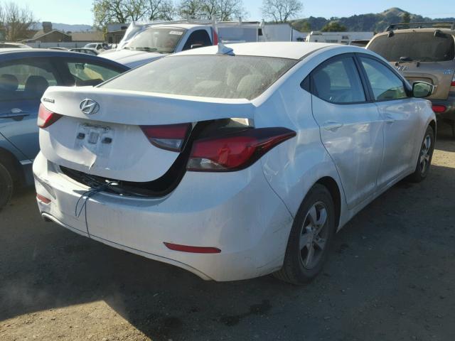 5NPDH4AEXFH563662 - 2015 HYUNDAI ELANTRA SE WHITE photo 4