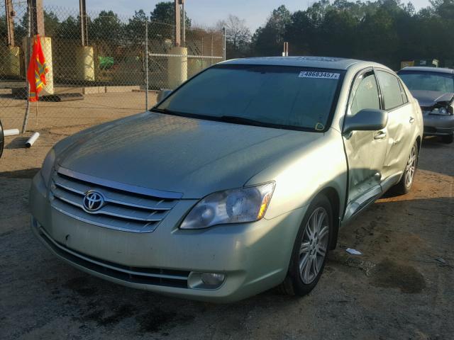 4T1BK36B76U123207 - 2006 TOYOTA AVALON XL GREEN photo 2