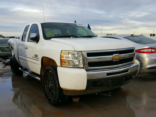 1GCEC290X9Z165977 - 2009 CHEVROLET SILVERADO WHITE photo 1