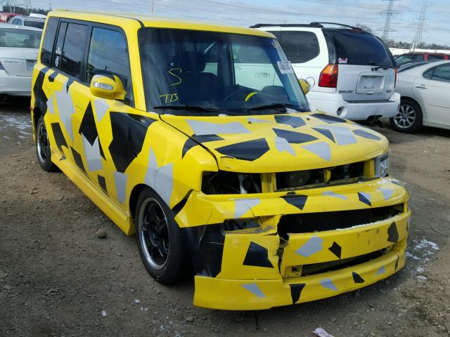 JTLKT324454016692 - 2005 TOYOTA SCION XB YELLOW photo 1