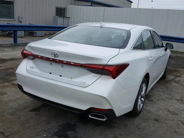 4T1BZ1FB4KU004072 - 2019 TOYOTA AVALON XLE 白色 照片 4