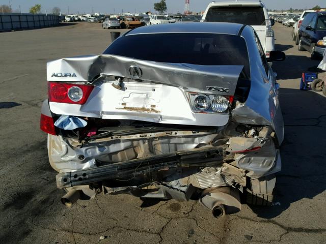 JH4CL96814C033341 - 2004 ACURA TSX SILVER photo 9