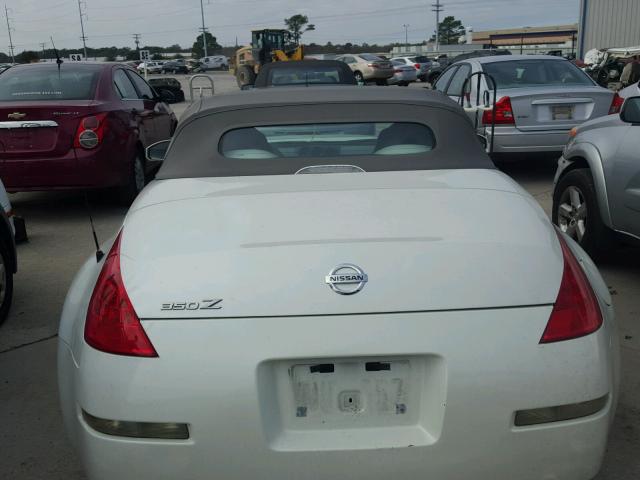 JN1BZ36A87M653360 - 2007 NISSAN 350Z ROADS WHITE photo 6