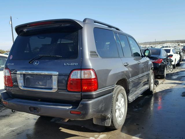 JTJHT00W853552539 - 2005 LEXUS LX 470 GRAY photo 4