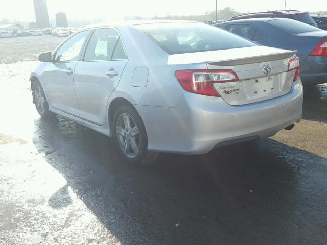 4T1BF1FK4EU392532 - 2014 TOYOTA CAMRY L SILVER photo 3