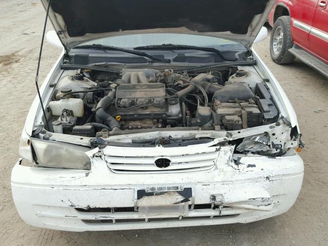 JT2BF28K9X0203058 - 1999 TOYOTA CAMRY LE WHITE photo 9