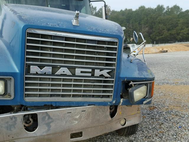 1M1AJ06YX6N005426 - 2006 MACK 600 CHN600 BLUE photo 9