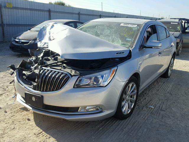 1G4GB5G37GF157856 - 2016 BUICK LACROSSE SILVER photo 2