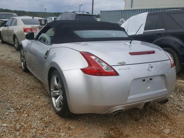 JN1AZ4FH9AM302026 - 2010 NISSAN 370Z SILVER photo 3