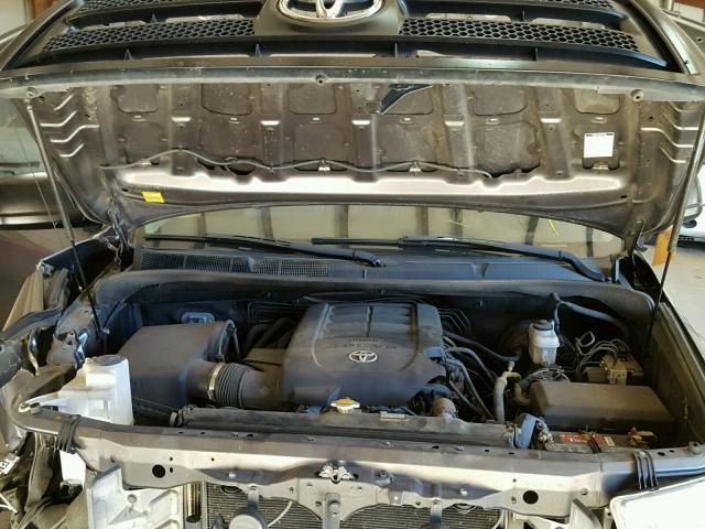 5TFRM5F11BX032992 - 2011 TOYOTA TUNDRA DOU GRAY photo 7