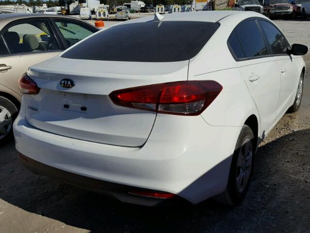 3KPFK4A75HE021212 - 2017 KIA FORTE LX WHITE photo 4