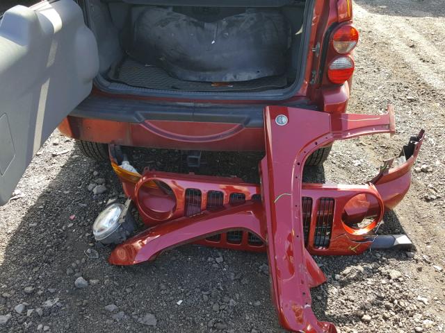 1J4GL38K65W643917 - 2005 JEEP LIBERTY RE RED photo 10