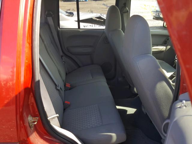 1J4GL38K65W643917 - 2005 JEEP LIBERTY RE RED photo 6