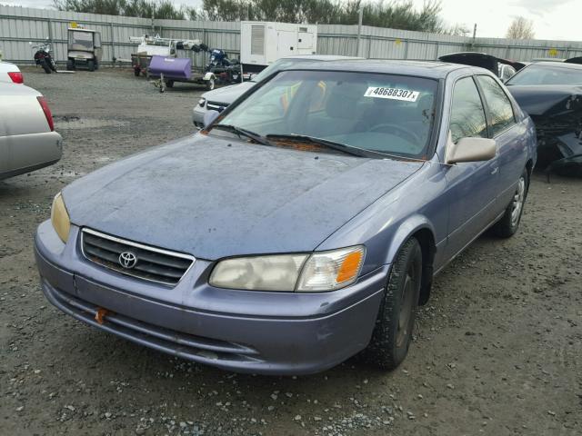 JT2BG22K1Y0388519 - 2000 TOYOTA CAMRY CE BLUE photo 2