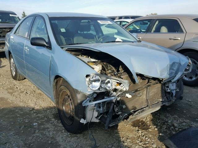 4T1BE30K05U570539 - 2005 TOYOTA CAMRY LE ლურჯი ფოტო 1