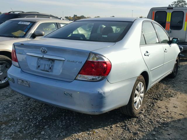 4T1BE30K05U570539 - 2005 TOYOTA CAMRY LE BLUE photo 4