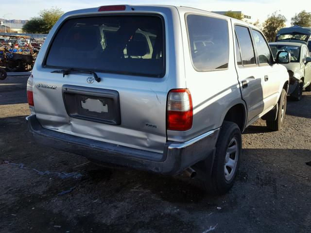 JT3GM84R9Y0067769 - 2000 TOYOTA 4RUNNER SILVER photo 4