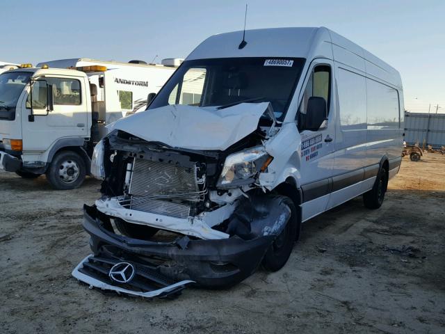 WD3PE8CD8HP537791 - 2017 MERCEDES-BENZ SPRINTER 2 WHITE photo 2