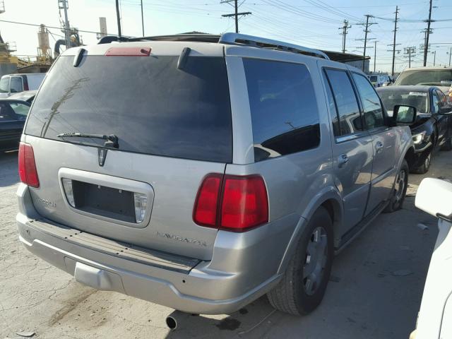 5LMFU27506LJ12258 - 2006 LINCOLN NAVIGATOR 银色 照片 4