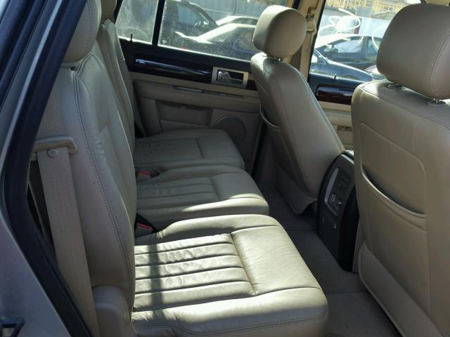 5LMFU27506LJ12258 - 2006 LINCOLN NAVIGATOR 银色 照片 6