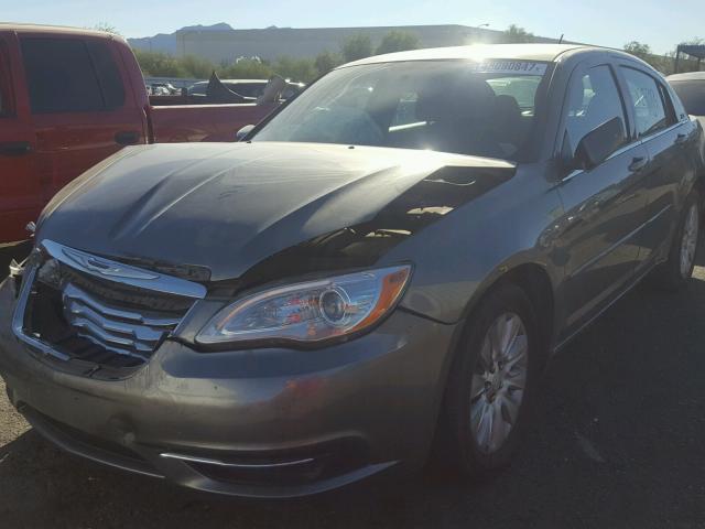 1C3CCBAB3CN212712 - 2012 CHRYSLER 200 LX GRAY photo 2